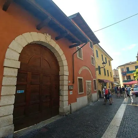 Vera Apartment